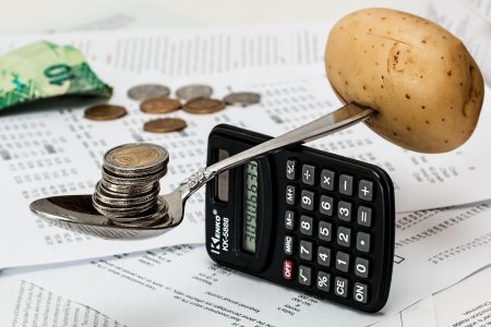 Saving Money With Your Monthly Food Budget